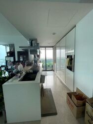 Marina Bay Residences (D1), Condominium #458921091